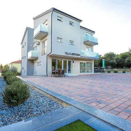 Villa Astoria بيوغْغاد نا موغو المظهر الخارجي الصورة