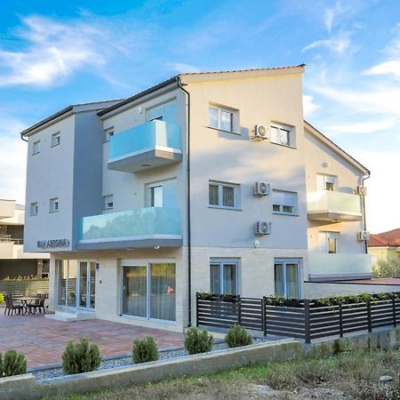 Villa Astoria بيوغْغاد نا موغو المظهر الخارجي الصورة