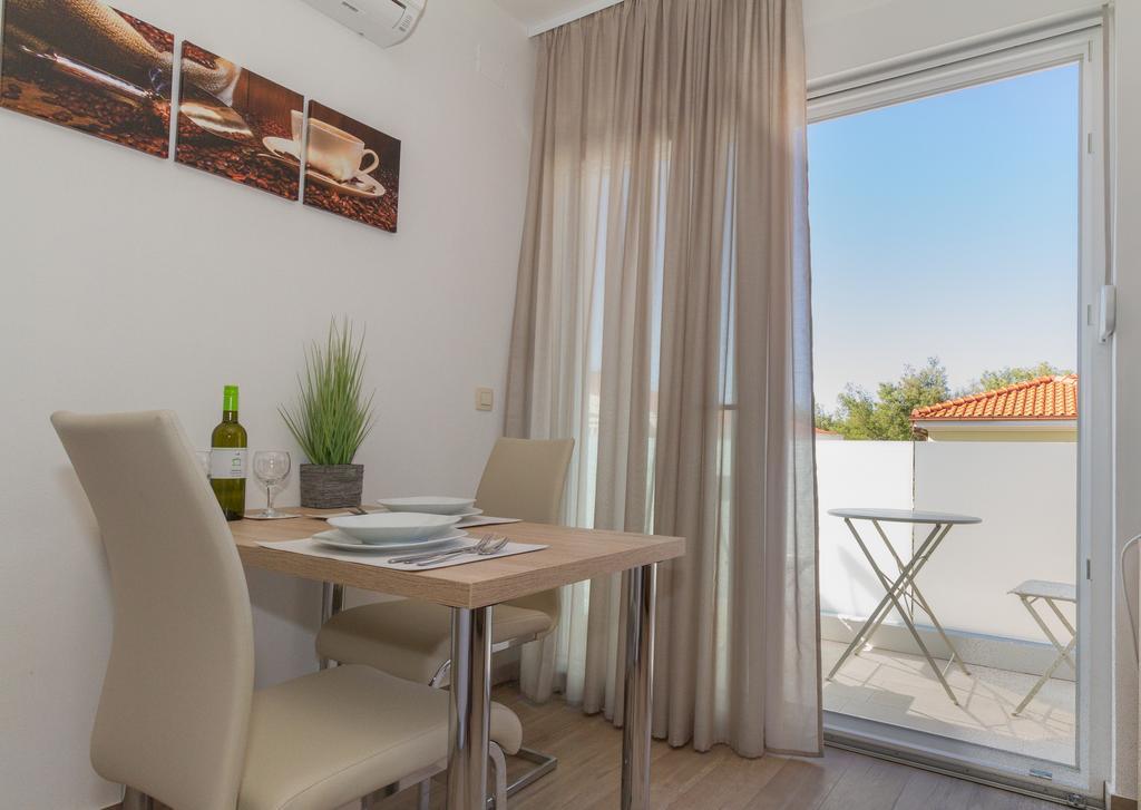 Villa Astoria بيوغْغاد نا موغو المظهر الخارجي الصورة